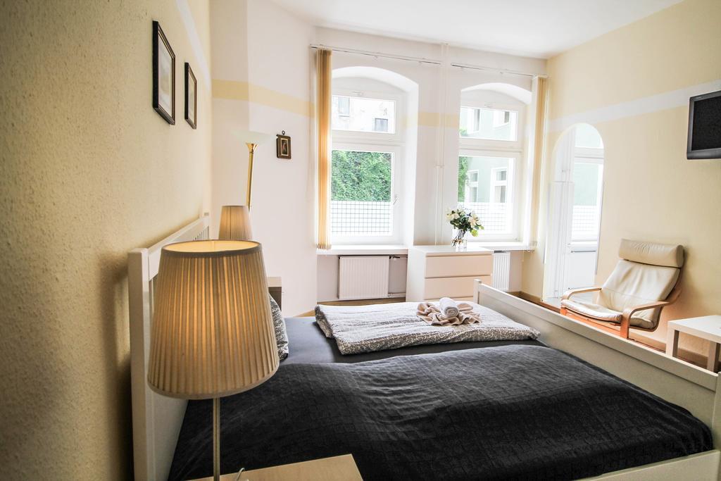 Apartments Kolo 77 Берлин Экстерьер фото